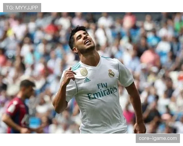 阿森西奥强势突破，闪耀赛场成西班牙足坛新星