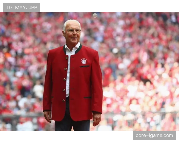 贝肯鲍尔式领导力与技术魅力引领现代足球战术新潮流