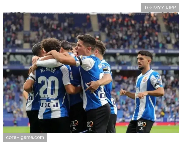 塞维利亚战术深度解析：灵活布局助力强敌对抗中持续提升竞争力