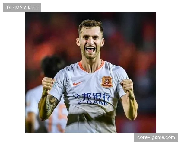 阿利松化身防线指挥官,精准破解对手进攻提升球队稳固性 阿利松化身防线指挥官,精准破解对手进攻提升球队稳固性