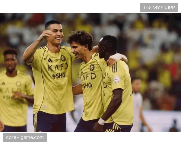 非洲足球先生揭晓：新星闪耀赛场，传奇球员稳如磐石