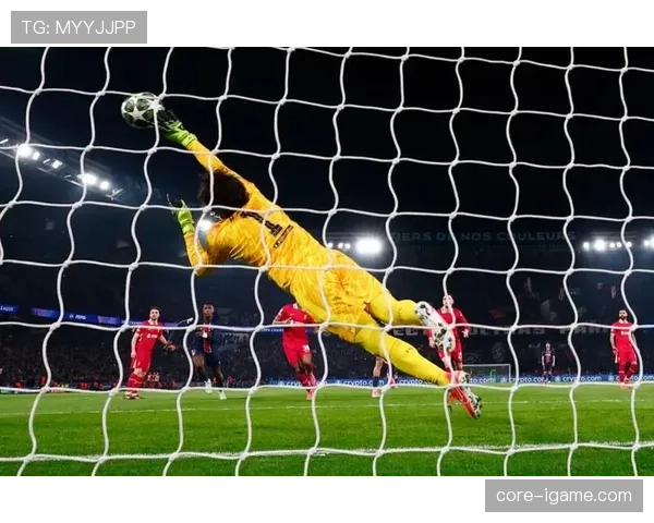 阿利松巴黎战9次扑救神勇发挥 阿利松巴黎战9次扑救神勇发挥