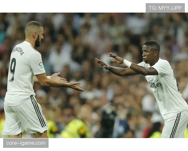 维尼修斯与萨卡：边锋稳定性与爆发力对比分析