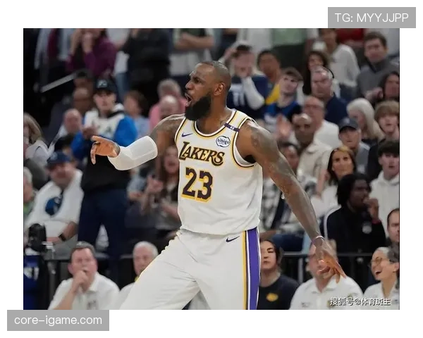 詹姆斯单打提升关键时刻得分率，领先队友拉开差距