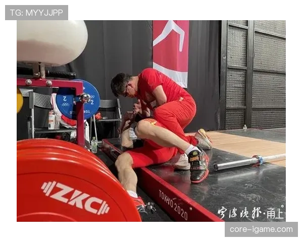 石智勇训练完吃五碗饭，教练说他饭量快赶上食堂大锅了